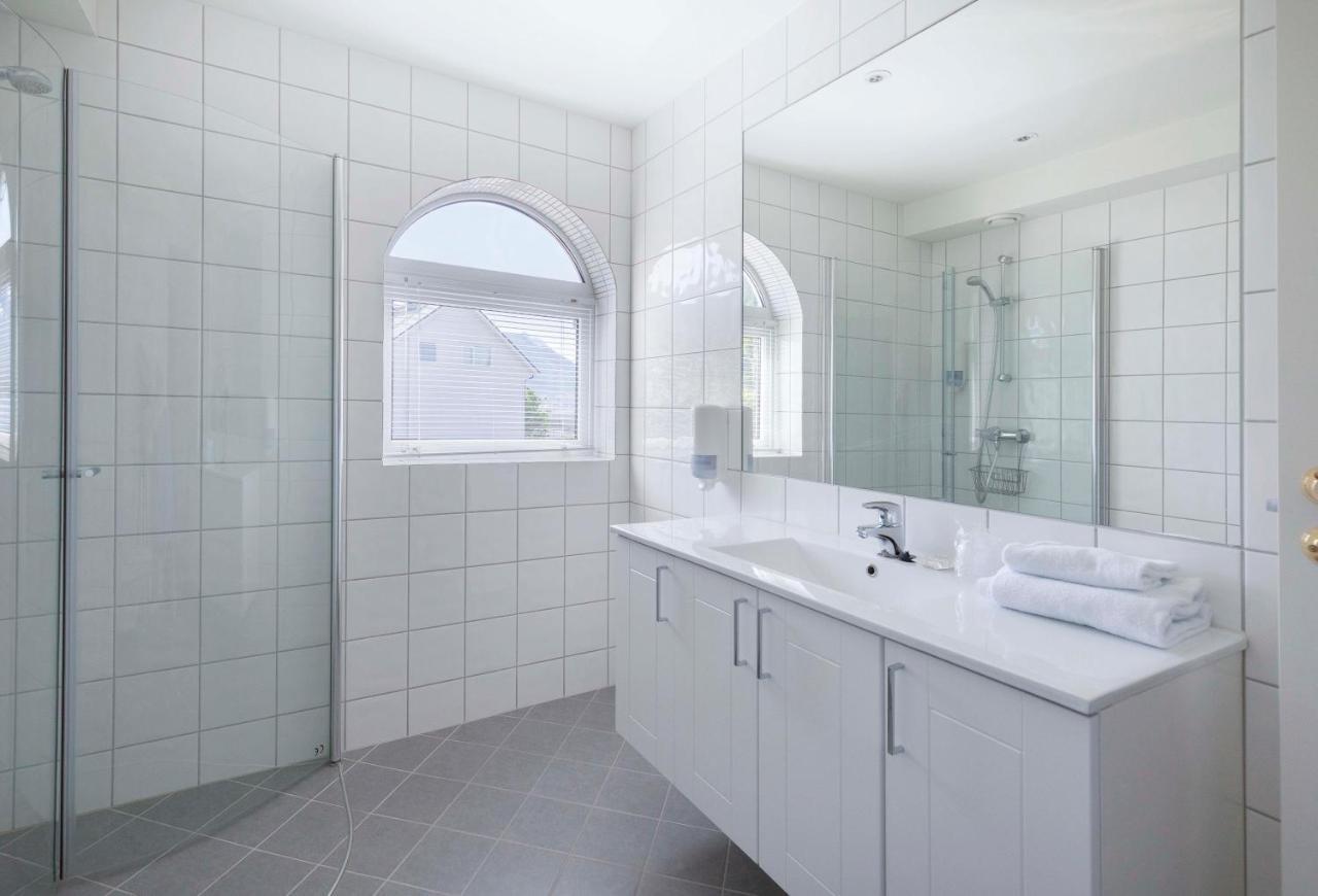 Aursnes Hotell Sykkylven エクステリア 写真